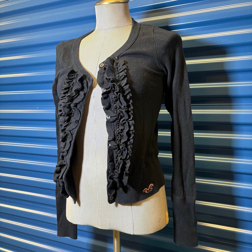 Y2K Hollister Button up Ruffle Cardigan with Embroidered Bird Soft girl size M